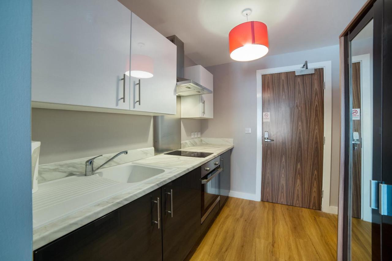ליברפול Oyo Vincent Apartments מראה חיצוני תמונה
